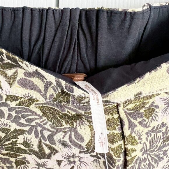 Free People Shine Like A Shorty Gold Jacquard Shorts Women's Size X-Small XS - Picture 6 of 7